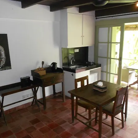 Perahu 89 Guest House